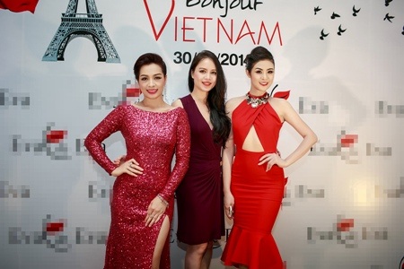 Hoa hậu Ngọc Hân và Mai Phương khoe sắc thắm tại thành phố hoa phượng đỏ - 9 Sự kiện tối qua còn có cựu người mẫu Thúy Hằng và á hậu Ngọc Oanh
