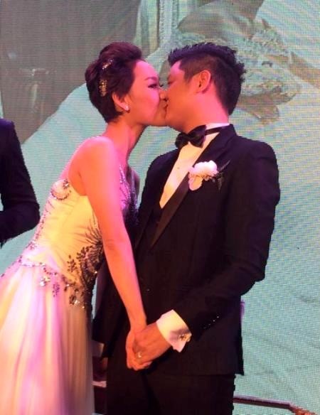 Cùng chúc cho cô dâu chú rể trăm năm hạnh phúc!