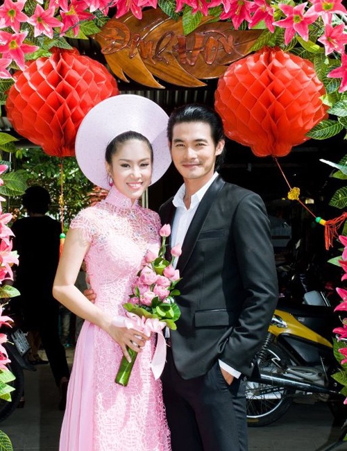 Nhìn lại cuộc hôn nhân 2 năm của Lê Phương và Quách Ngọc Ngoan - 5 Bạn bè, khán giả và gia đình đều chúc phúc cho cặp đôi đẹp của làng phim Việt