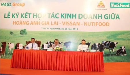 Lễ ký kết hợp tác kinh doanh giữa HAGL Group - Vissan - Nutifood