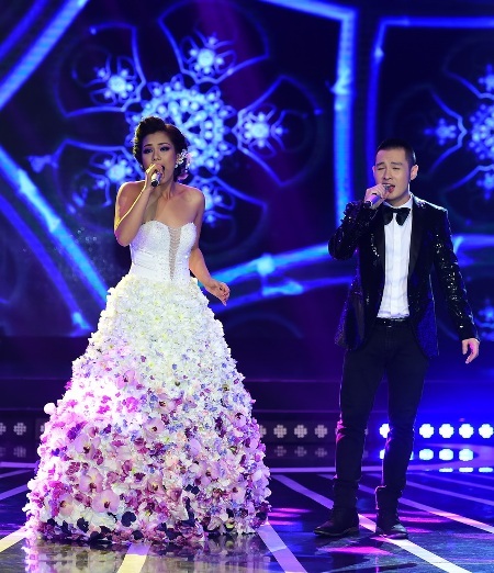 Phương Vy và Hoàng Hải xuất hiện mở màn 