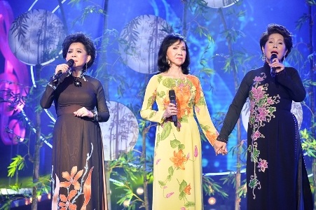 Tam ca nổi tiếng Giao Linh - Trang Mỹ Dung - Phương Dung