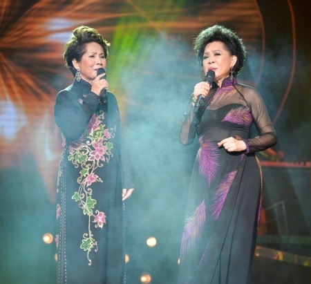 Đêm nhạc đã kết thúc với sự thỏa lòng của những người mến mộ Phương Dung - Gia