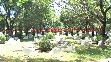 Lam Trường, Cẩm Ly, Hồ Ngọc Hà sẽ cùng gần 100 văn nghệ sĩ khác hòa ca trên sân khấu