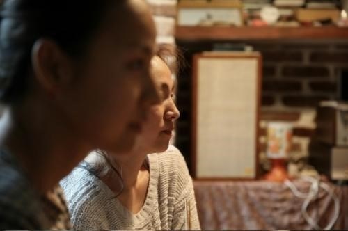 Fan thích thú với hình ảnh đời thường của "nữ hoàng gợi cảm" Lee Hyori - 4 Những hình ảnh đời thường của Lee Hyori và chị gái của mình được cô chia sẻ với fan
