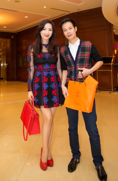 Ngưỡng mộ vẻ đẹp "không tuổi" của hoa hậu Giáng My - 4 Người đẹp không tuổi đã đến dự buổi sinh nhật của nhà thiết kế Hoàng Hải.