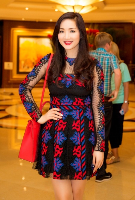 Ngưỡng mộ vẻ đẹp "không tuổi" của hoa hậu Giáng My - 6 Dù đã bước sang tuổi tứ tuần nhưng hoa hậu Giáng My vẫn sở hữu một nhan sắc trẻ đẹp.