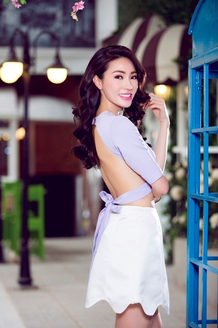 My Na Lê đang ngày càng hoàn thiện vẻ đẹp bên ngoài và luôn trau trồi kiến thức cho mình.