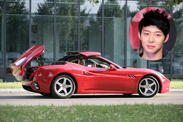 Top 10 sao Hàn sở hữu siêu xe hạng sang - 8 Giữ vị trí thứ 8 là nam ca sĩ của nhóm DBSK Park Yoochun khi anh sở hữu chiếc xe giá 350.000 đô