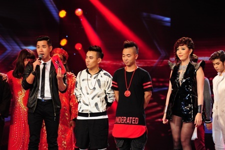 Với 3 sự đồng ý của các giám khảo, Uyên Nguyên giành quyền đi tiếp trước FB Boiz