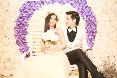 Những bức ảnh cưới lãng mạn mới đây của cặp đôi trai tài gái sắc này đã xuất hiện...