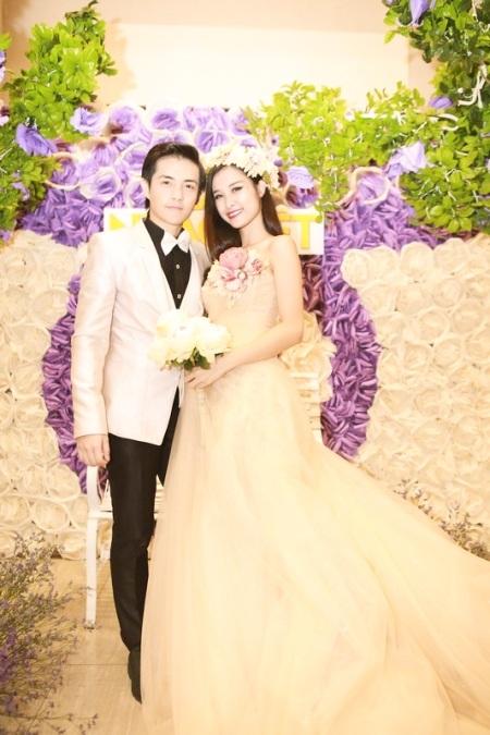 Sự im lặng của Đông nhi và Ông Cao Thắng càng khiến các fan của cả hai thêm sốt ruột