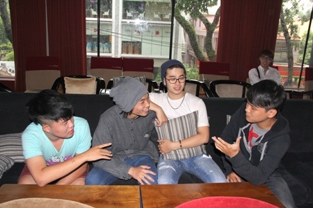 Bốn chàng trai đã sẵn sàng cho liveshow 2 sắp tới