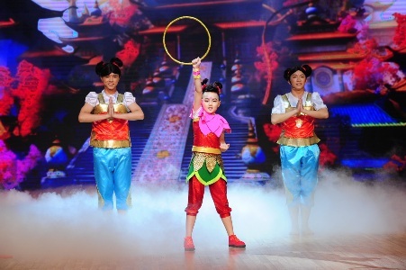 Học trò đội Yến Trang - Hà Lê, cậu bé Khôi Nguyên gây ấn tượng với hình ảnh của Natra