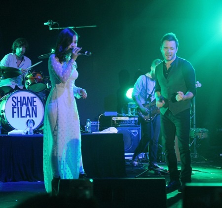 Cả hai đã cùng hòa giọng trong ca khúc