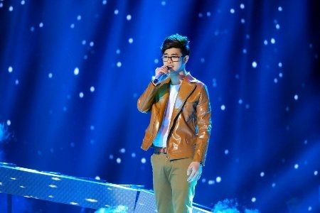 Loki Bảo Long trình bày ca khúc của Thiều Bảo Trang viết tặng Giữa trời bơ vơ