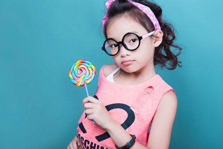 Ngắm hình ảnh "siêu" dễ thương của quán quân Bước nhảy hoàn vũ nhí - 3 Vừa đạt được cúp vàng của cuộc thi