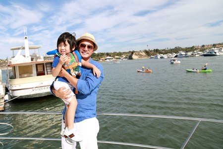 Những người đẹp khoe sắc trên chiếc du thuyền sang trọng ở đất Mỹ.