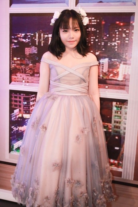 Dưới sự dìu dắt và huấn luyện của Đàm Vĩnh Hưng ở