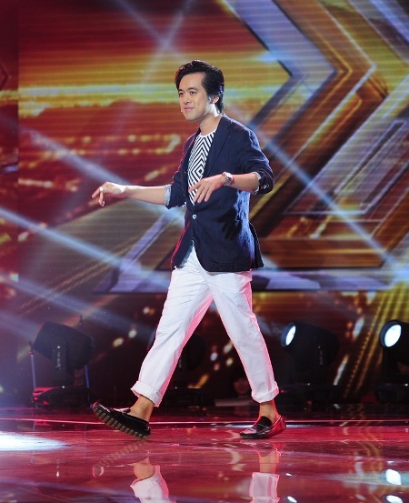 Dương Khắc Linh thay đổi phong cách thời trang trẻ trung hơn