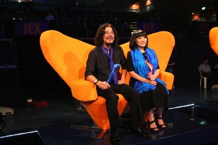 Cặp đôi giám khảo hoàn hảo trong cuộc thi Vợ chồng mình hát