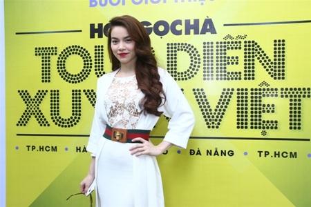 Hồ Ngọc Hà xuyên Việt miễn phí vì sinh viên