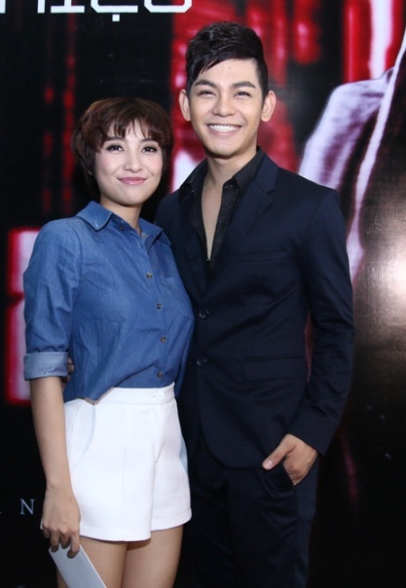 Buổi ra mắt còn có nữ ca sĩ Tiêu Châu Như Quỳnh.