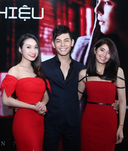 Buổi ra mắt còn có nữ ca sĩ Tiêu Châu Như Quỳnh.