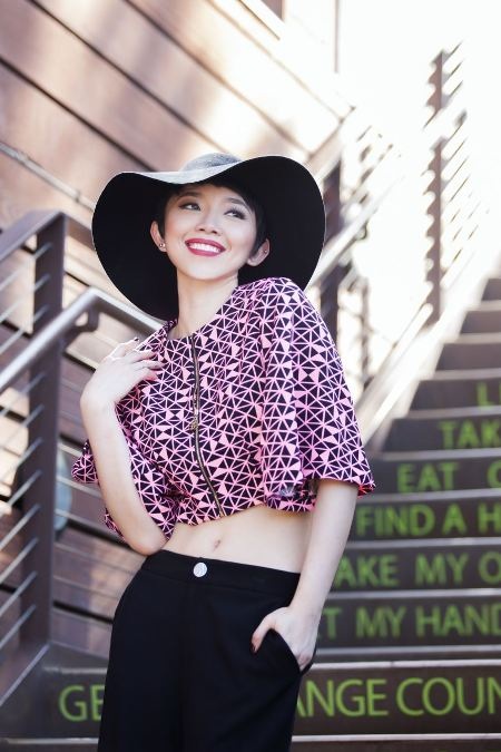 Ngắm Tóc Tiên điệu đà trên đất Mỹ