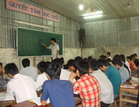 Ông giáo làng không bằng cấp Phạm Thanh Hiền