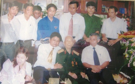 Tấm bảng đề lời nói của Đại tướng Võ Nguyên Giáp dành cho khu di tích Ngã ba Đồng Lộc