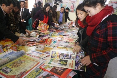 Hà Tĩnh: Dân trí trao 10 suất quà tại hội báo Xuân Giáp Ngọ 2014 (chờ TLNA xem xét)