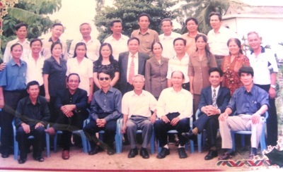 Trận đánh nửa thế kỷ trước trong ký ức người lính Hải quân - 3 Ông Hồng (người đứng thứ 5 hàng trên cùng từ phải qua) trong lần họp mặt cùng đơn vị
