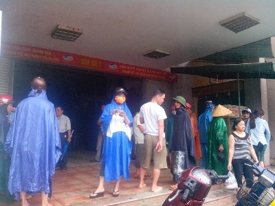 Hàng trăm tiểu thương nghỉ bán “trốn” phạt thiếu hóa đơn, chứng từ? - 5 Bà con tiểu thương nghỉ bán