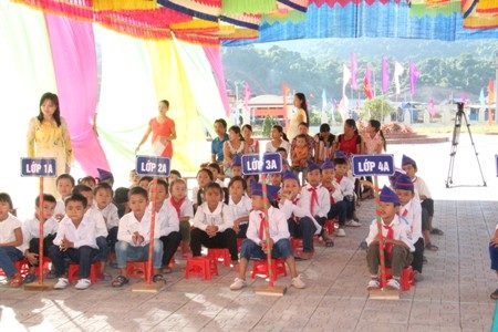 Khai giảng tại khu tái định cư Hói Trung (xã Hương Quang, huyện Vũ Quang)