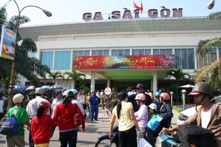 Ga Sài Gòn thêm chuyến về miền Trung dịp Tết dương lịch - 1 Ga Sài Gòn thêm chuyến về miền Trung dịp Tết dương lịch