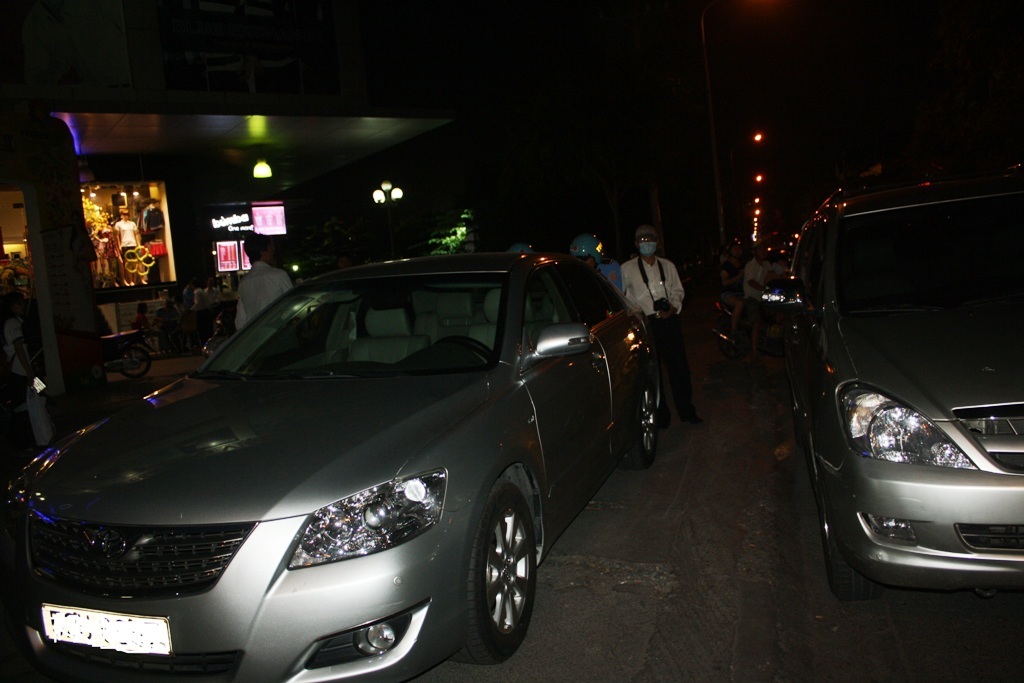 Kiểm tra đột xuất, lập biên bản vi phạm nhiều “taxi” Uber - 2 Kiểm tra đột xuất, lập biên bản vi phạm nhiều “taxi” Uber