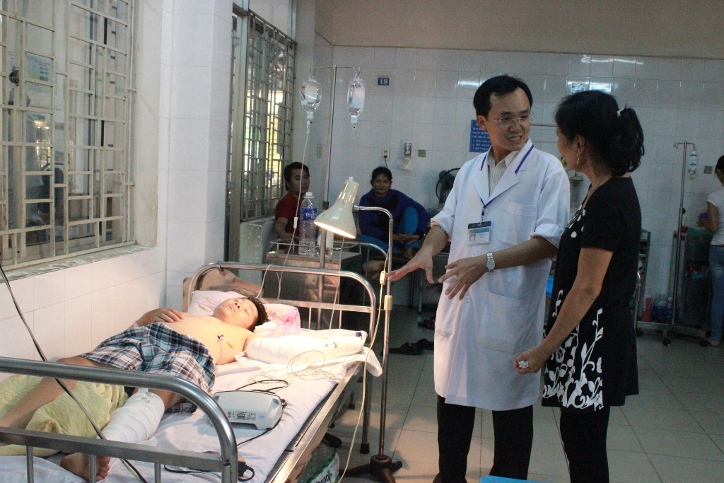 Nối thành công cánh tay bị đứt lìa - 1 Anh
Sơn tại Bệnh viện đa khoa Thống Nhất