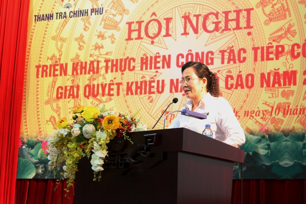 2/3 số đơn khiếu nại trên cả nước thuộc lĩnh vực đất đai - 1 Phó Tổng Thanh tra Chính phủ Lê Thị
Thủy báo cáo tình hình giải quyết khiếu nại, tố cáo năm 2014