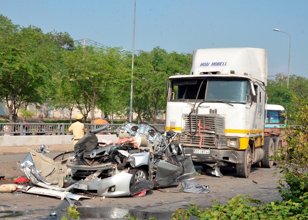 Nhiều tài xế hung thần dùng bằng giả