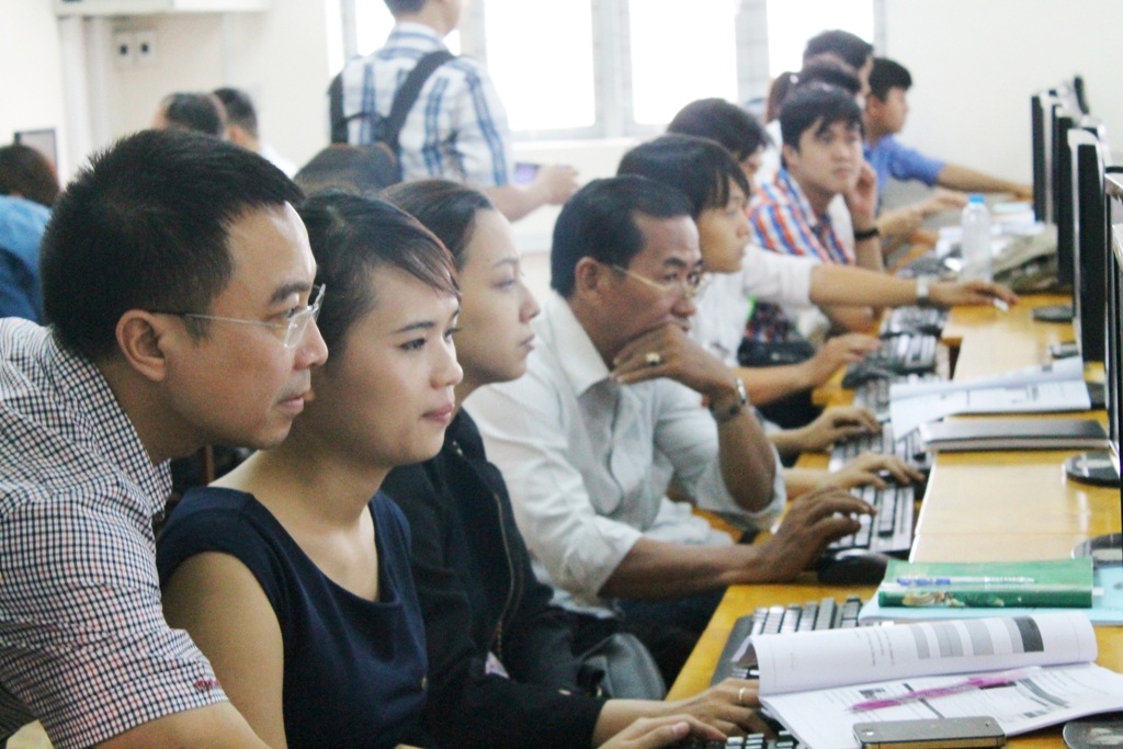 Làm thủ tục nhập khẩu xe cơ giới sẽ chỉ mất 1 - 2 ngày - 1 Làm thủ tục nhập khẩu xe cơ giới sẽ chỉ mất 1 - 2 ngày
