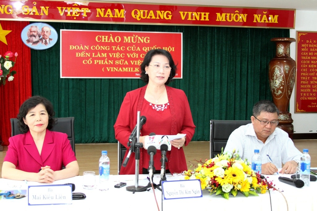 Kiến nghị sửa đổi Quy chế Người đại diện vốn nhà nước - 2 Bà Nguyễn Thị Kim Ngân – Ủy viên Bộ Chính
trị, Phó Chủ tịch Quốc hội phát biểu tại buổi làm việc