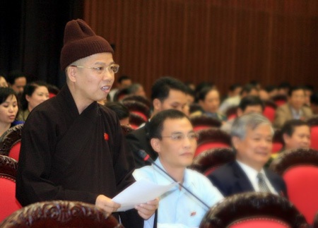 Tranh chấp trên biển: “Yêu nhau cũng phải rào giậu thật kỹ” - 1 Tranh chấp trên biển: “Yêu nhau cũng phải rào giậu thật kỹ”