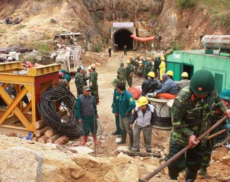 Nhân lực, vật lực vẫn đang liên tục được bổ sung, đảm bảo.