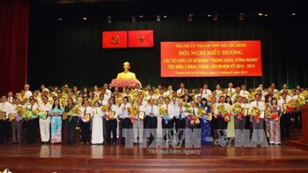 TPHCM: Biểu dương tổ chức cơ sở Đảng trong sạch, vững mạnh - 1 TPHCM: Biểu dương tổ chức cơ sở Đảng trong sạch, vững mạnh
