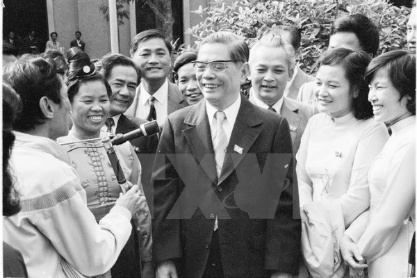 Vị thế của Đảng chỉ có được khi ở trong trái tim của nhân dân - 3 Vị thế của Đảng chỉ có được khi ở trong trái tim của nhân dân