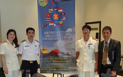 Việt Nam dự hội thảo chống cướp biển, khủng bố trên biển