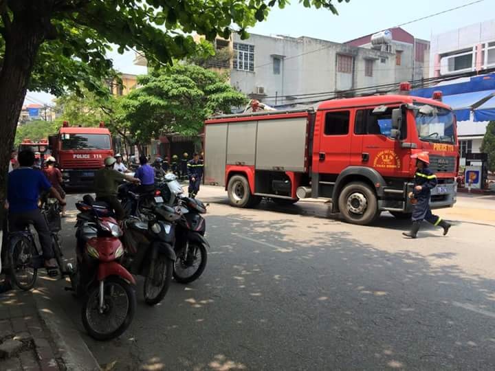 Cháy nổ cửa hàng gas sát cây xăng, 1 người tử vong