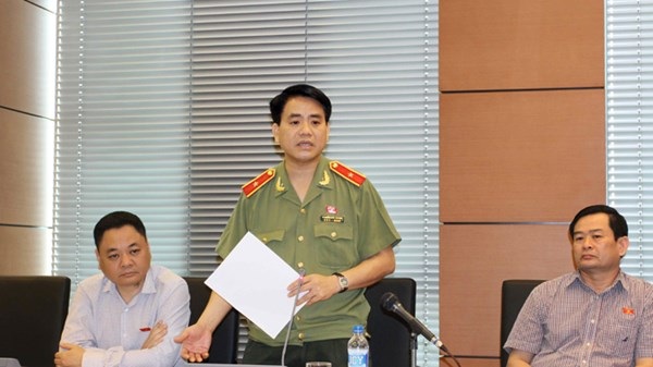 Không để "hy sinh đời bố, củng cố đời con" - 1 Giám đốc Công an thành phố Hà Nội Nguyễn Đức Chung. Ảnh: Như Ý