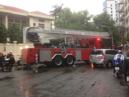 Đường phố hỗn loạn vì… tin báo cháy giả